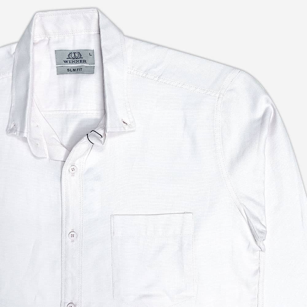 پیراهن نخی مردانه جیب دار سفید آستین بلند نمای نزدیک