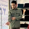 پیراهن کتان دو جیب مردانه آستین بلند یشمی 1240247-2 نمای تنخور پیراهن