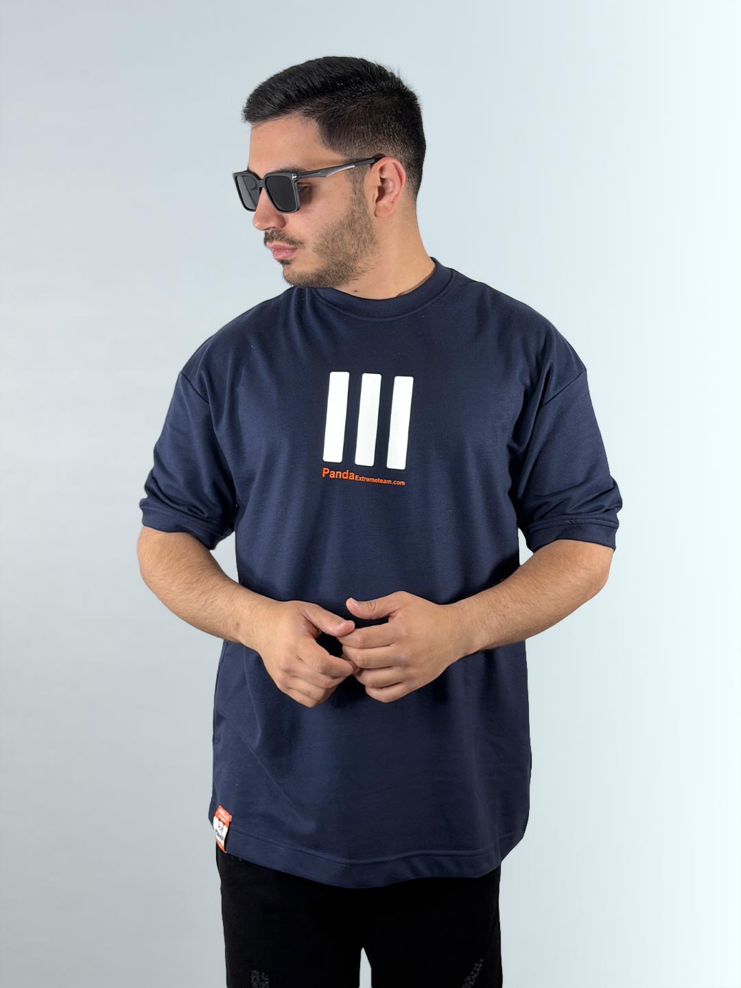 3LINES-Boxy-T‑Shirt-–-Navy-Blue-1220190-1 تیشرت باکسی یا دراپ شولدر قواره آزاد و سرشانه افتاده سرمه ای 1220190-32 نمای جلو