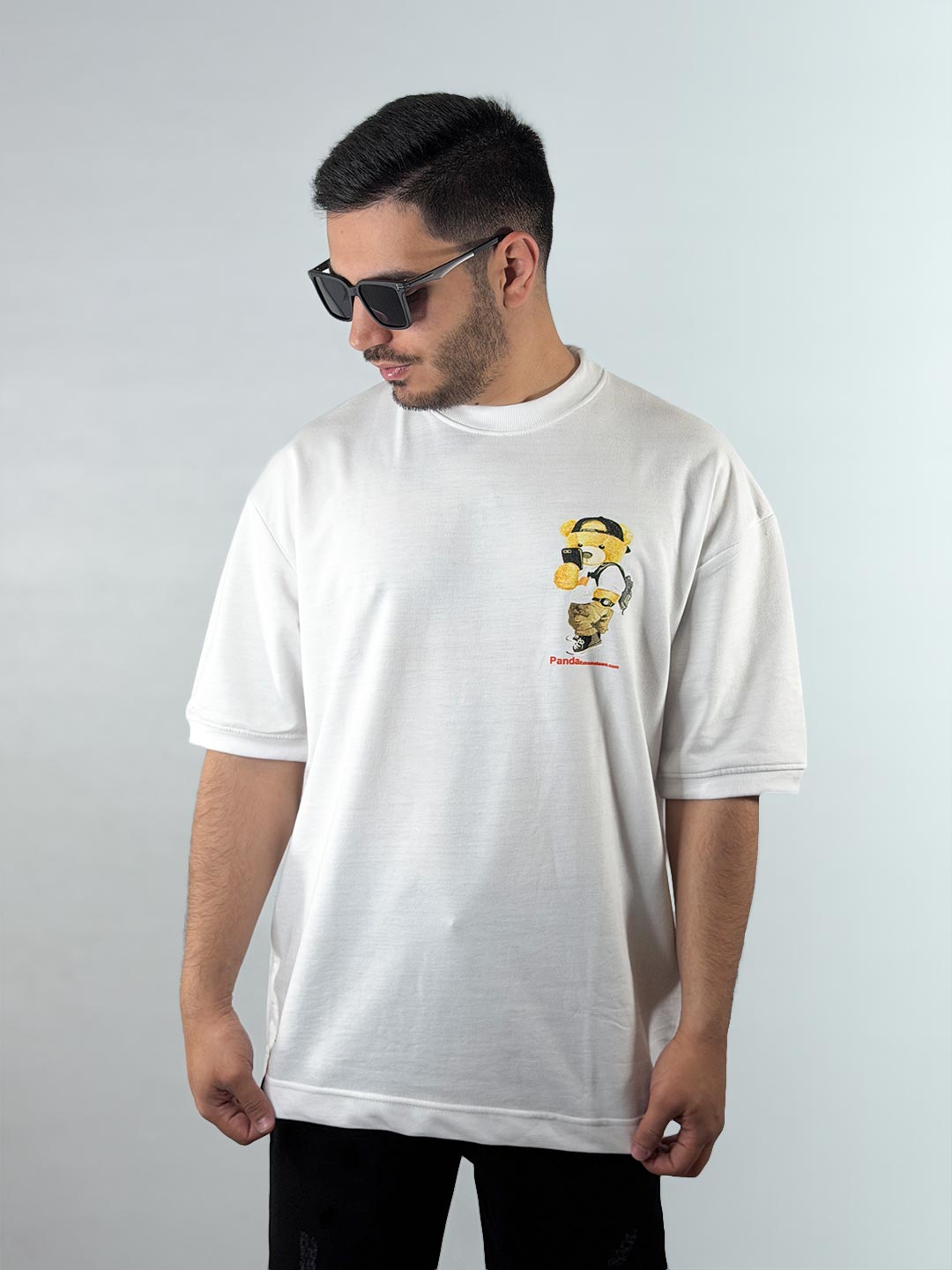 PURSUE-CHASE-Drop-Shoulder-T‑Shirt-–-White-1220190-1 تیشرت دراپ شولدر یا تیشرت باکسی قواره آزاد و سرشانه افتاده سفید 1220190-13 نمای جلو