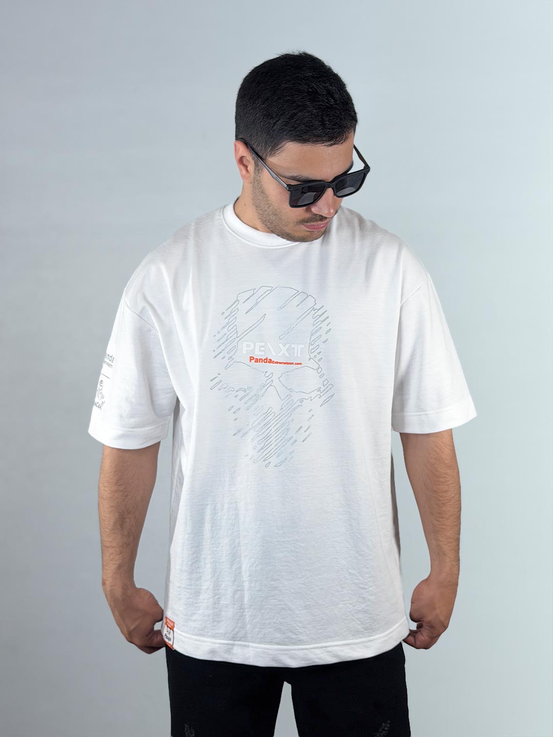 SKULL-Boxy-T‑Shirt-–-White-1220190-1 تیشرت باکسی یا دراپ شولدر قواره آزاد و سرشانه افتاده سفید 1220190-26 نمای جلو