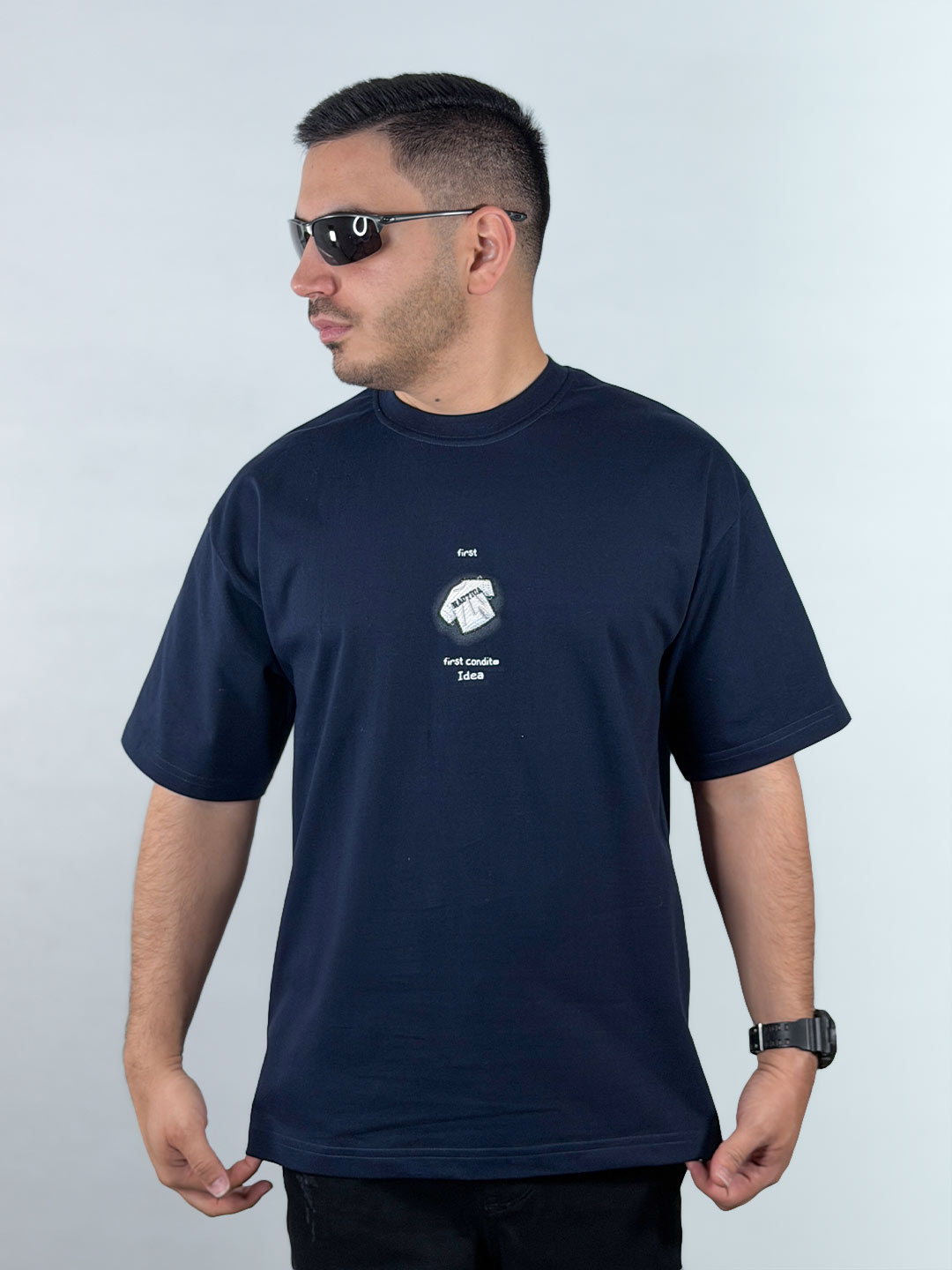 Men’s-Navy-Blue-MAKAN-Embroidered-Boxy-Cotton-T-Shirt-1220236-2 تیشرت باکسی ماکان طرح گلدوزی رنگ سرمه ای 1220236-7 نمای جلو دوم