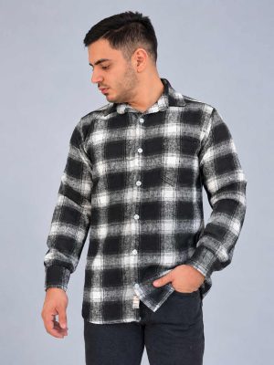 پیراهن پشمی مردانه چهارخانه مشکی سفید ضخیم مناسب پاییز و زمستان