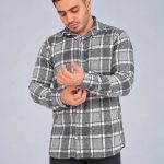 پیراهن پشمی مردانه چهارخانه طوسی تیره با خطوط سفید مناسب زمستان
